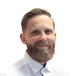 在尽心尽力中树牢为民情怀——贯彻落实市两会精神系列评论之三